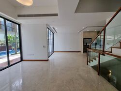 Greenwood Mews (D11), Terrace #536216531